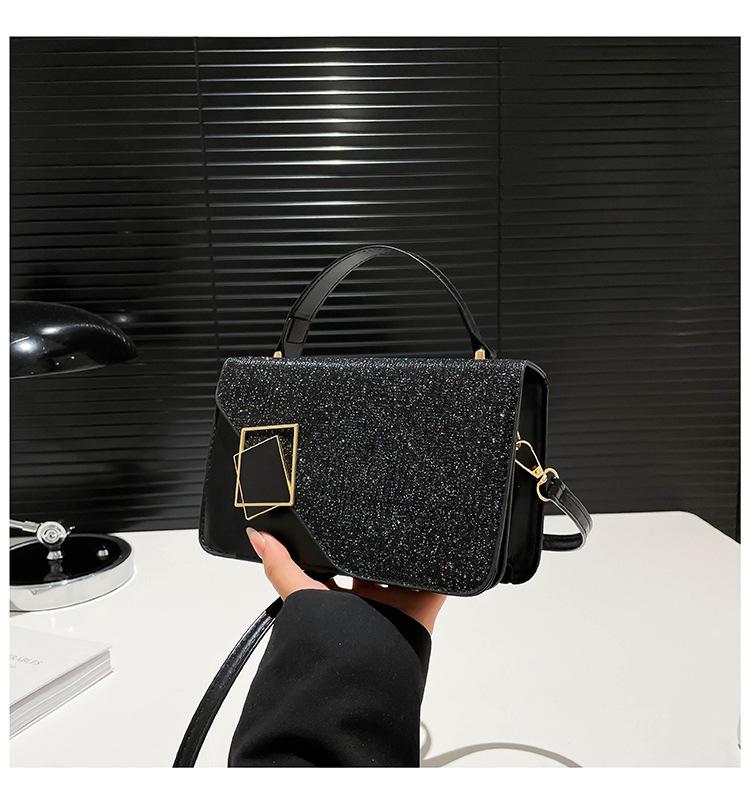 Textured Bag 2025 New Trendy Women's Bag Fashionable Shoulder Messenger Bag Textured Chain Handbag Small Square Bag