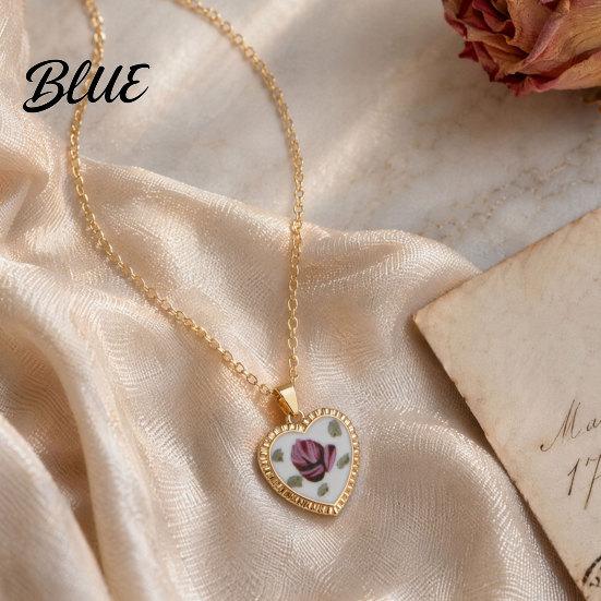 Comfortable Everyday Necklace Vintage Floral Pendant Necklace Women Boho Charm