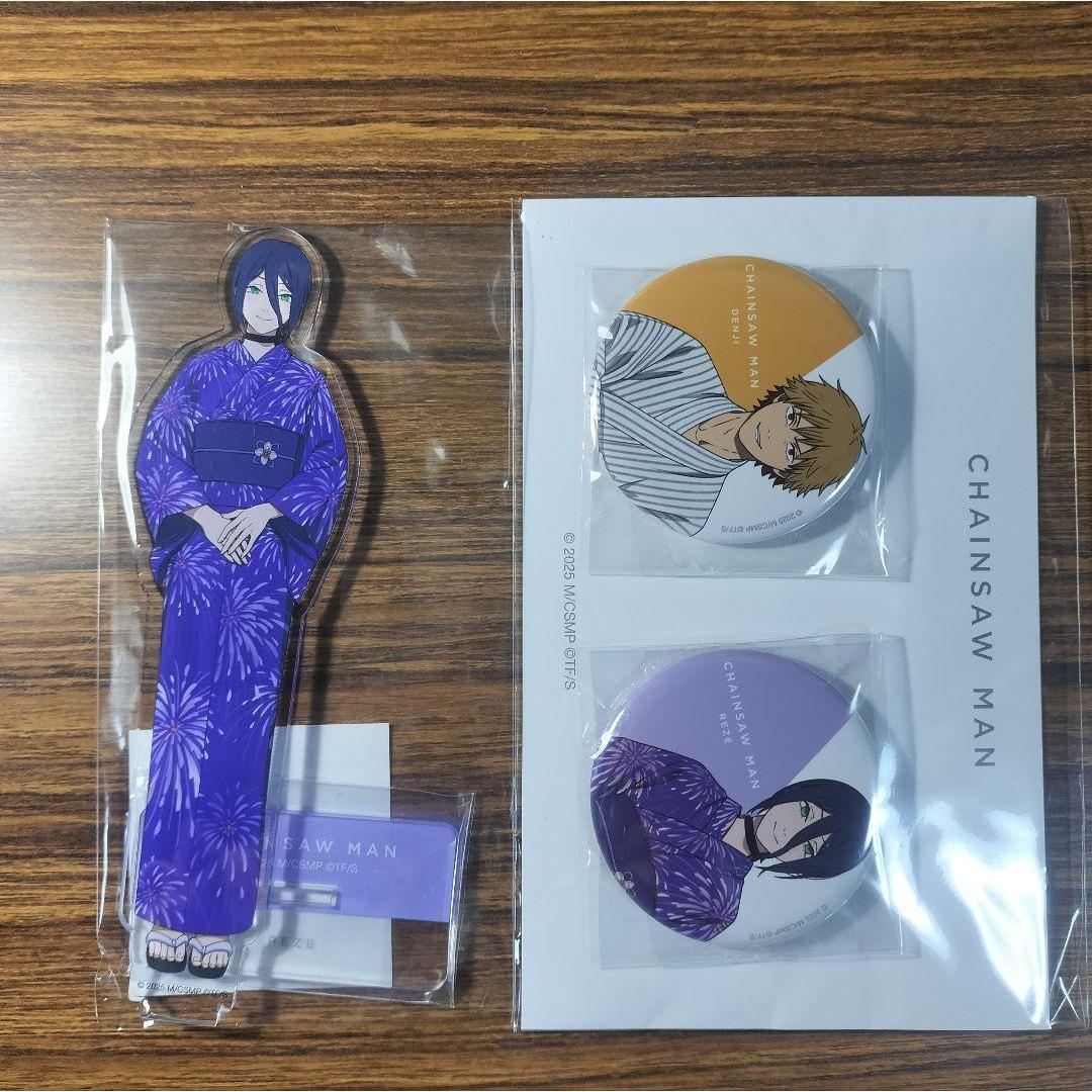 Used Chainsaw Man Reze Acrylic Stand Can Badge Set