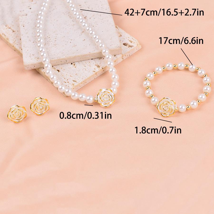 Elegant Vintage Court Style Camellia Pearl Jewelry Set: Necklace, Bracelet, and Stud Earrings