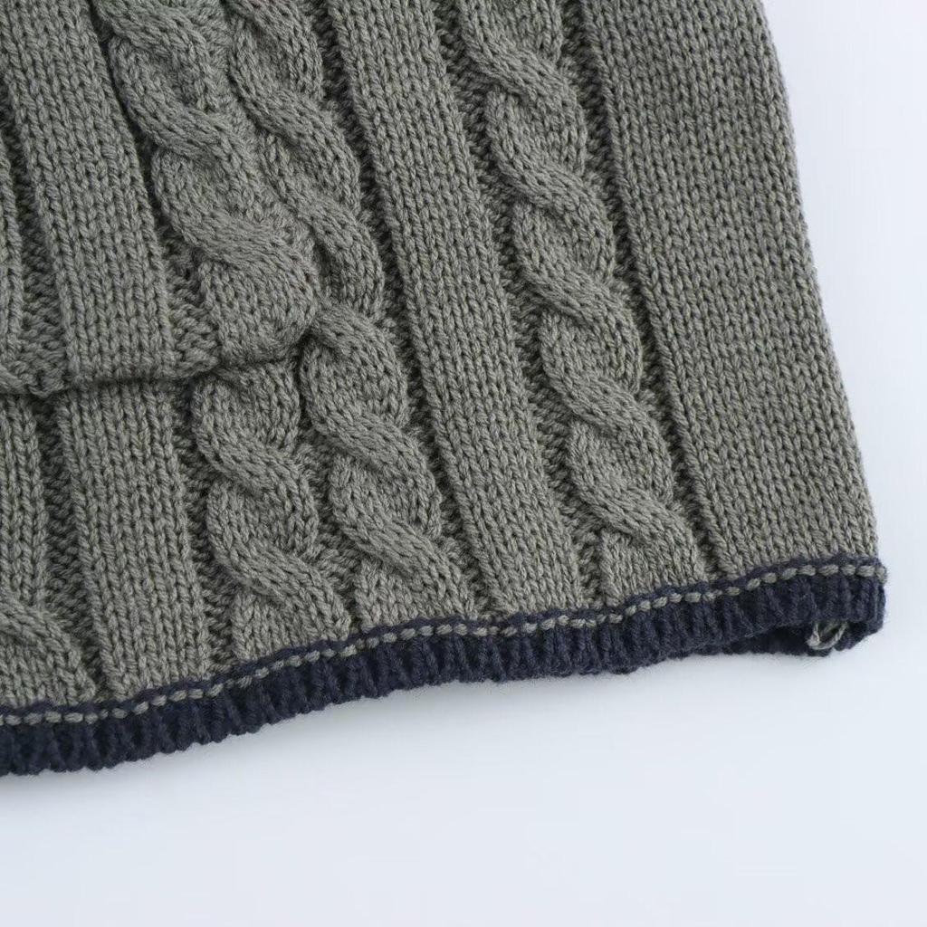 2025 Spring Women's Sweet Casual Loose Knit Cardigan with Cable Pattern