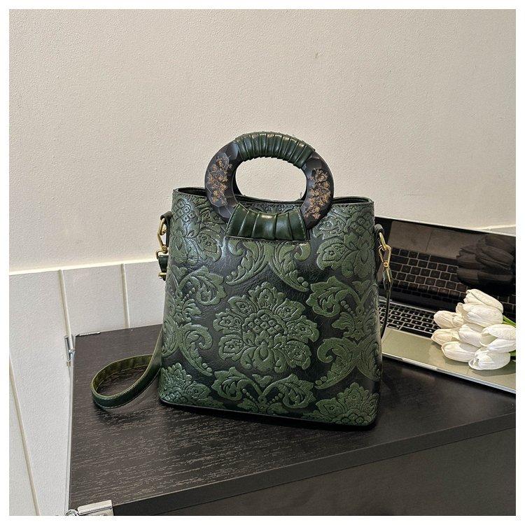 Edebiyat ve Sanat Crossbody Kadın Çantası Desen Kontrast Renk Fermuar Büyük Kapasiteli Çanta Avrupa ve Amerikan Retro Kadın Çantası