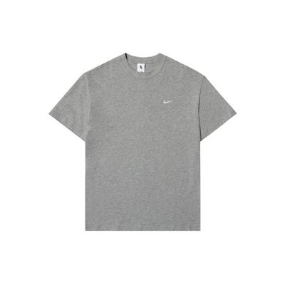 Solo Swoosh Tee Gri Erkek Sokak Giyimi CV0559-063