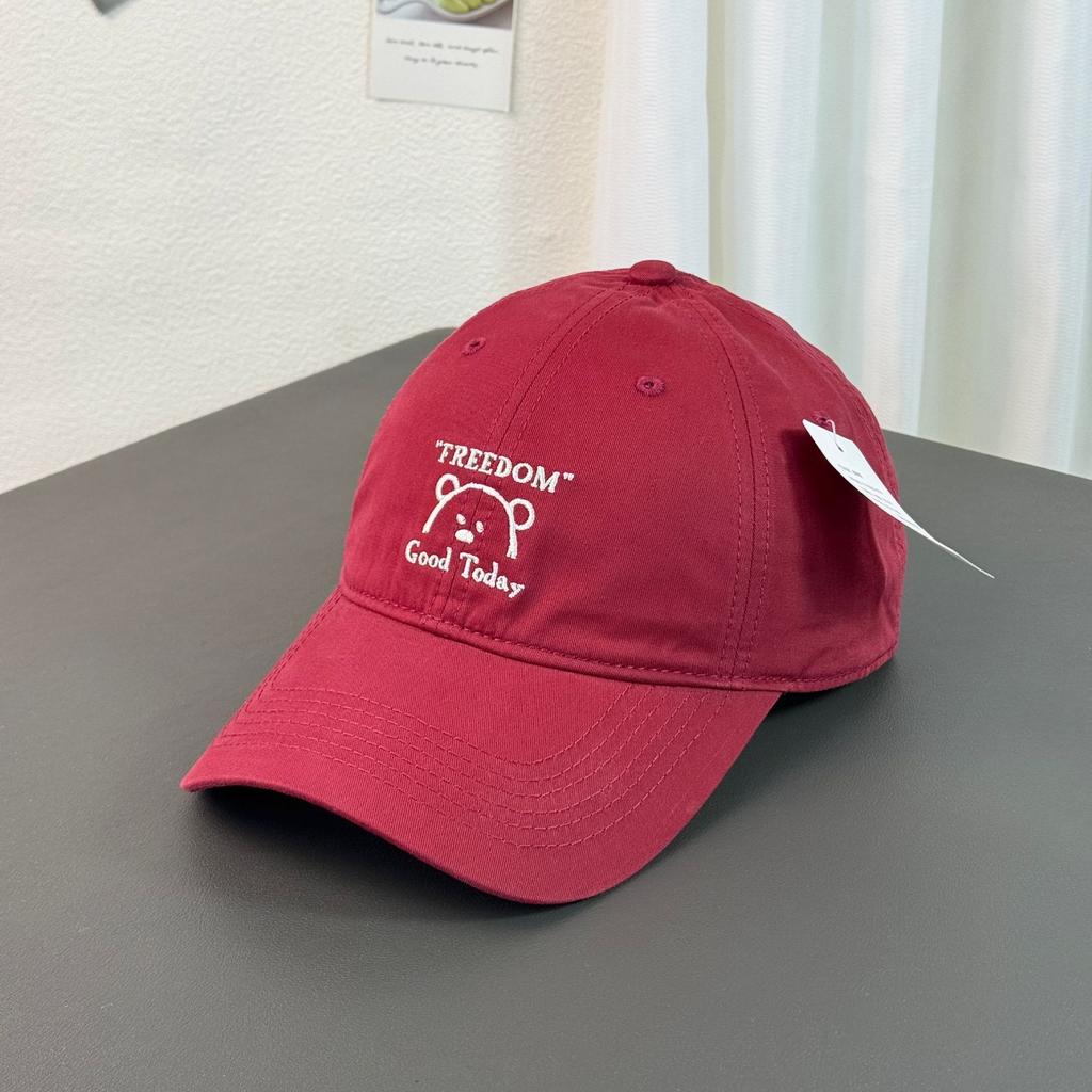 Fashion Hat bear embroidery Korean version spring and summer new Korean version cartoon cute baseball cap female big head circumference showing