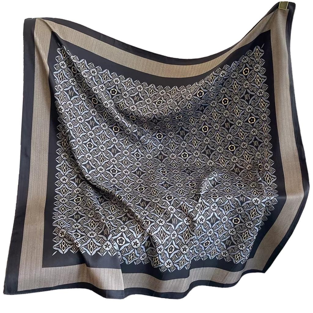 Women' Scarf Black and Gray 90X90 - Geometric Elegance with a Silky Shine