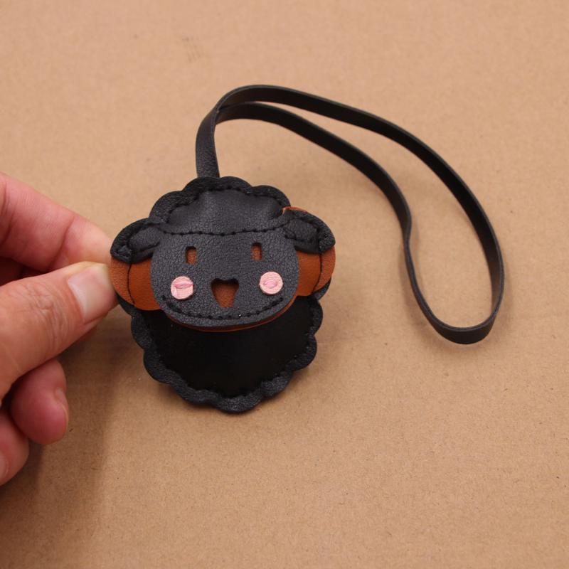 Cute Goat Pu Leather Keychain For Women Car Key Ring Cartoon Animal Sheep Bag Charm Pendant