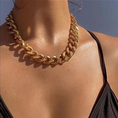 Trendy evropský a americký retro náhrdelník s tlustým řetízkem