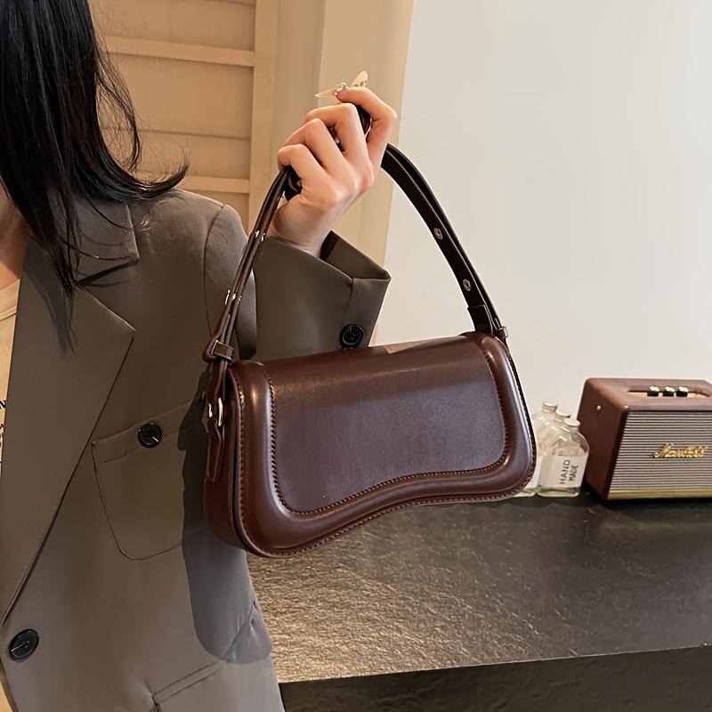 Chic retro shoulder bag, minimalist underarm bag, structured top handle commuter bag, suitable for everyday casual wear. коричневый