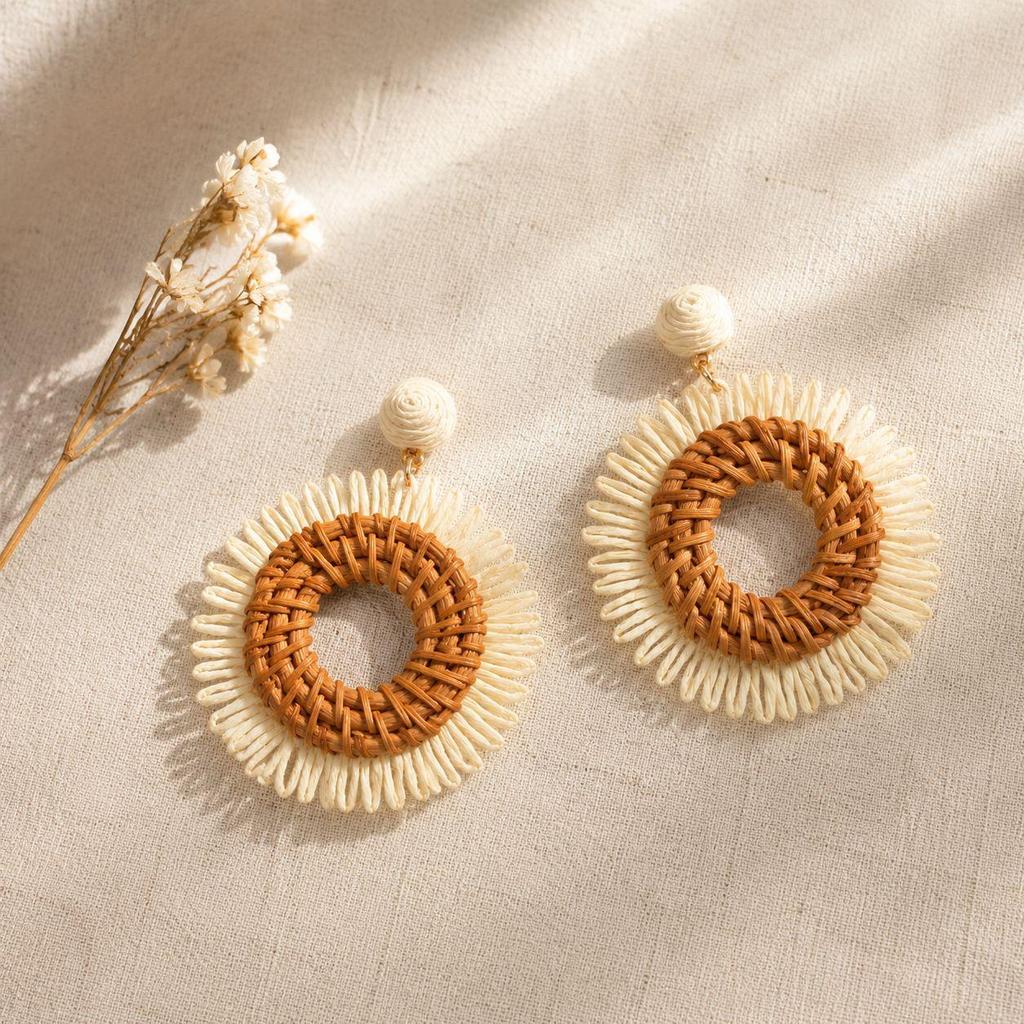 European Retro Geometric Raffia Earrings: Vacation-Style Wooden Hollow Long Accessories for Women