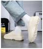 Fleece-Lined Non-Slip Chef Shoes: Warm, Oil-Proof, Soft Sole, Large Sizes, Ideal for Men & Women in Hospitality Professions.