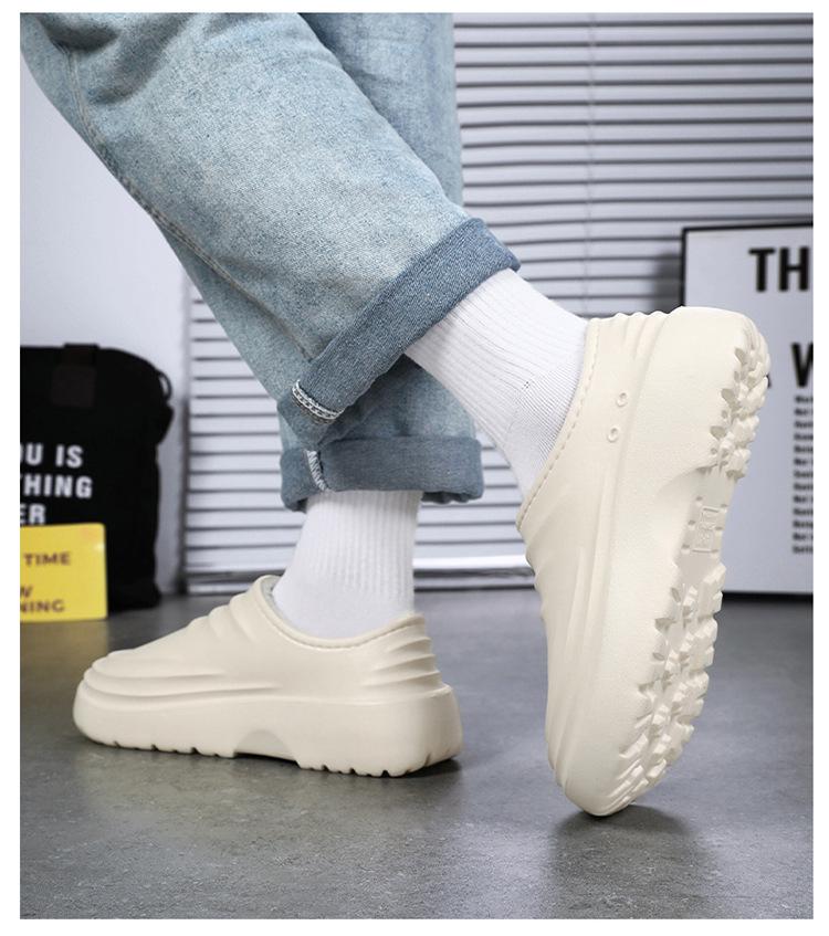Fleece-Lined Non-Slip Chef Shoes: Warm, Oil-Proof, Soft Sole, Large Sizes, Ideal for Men & Women in Hospitality Professions.