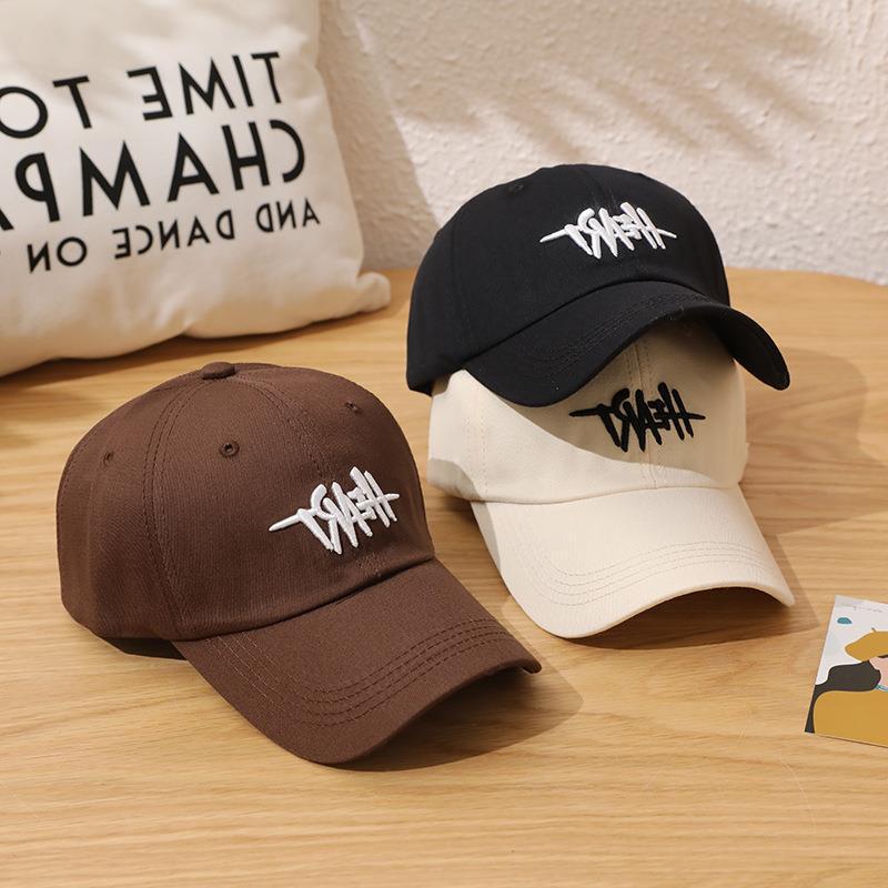 Big Head Embroidered Letter Hat Men and Women Summer Fashion Brand Korean Baseball Hat Spring and Summer Sun Protection Baseball Cap