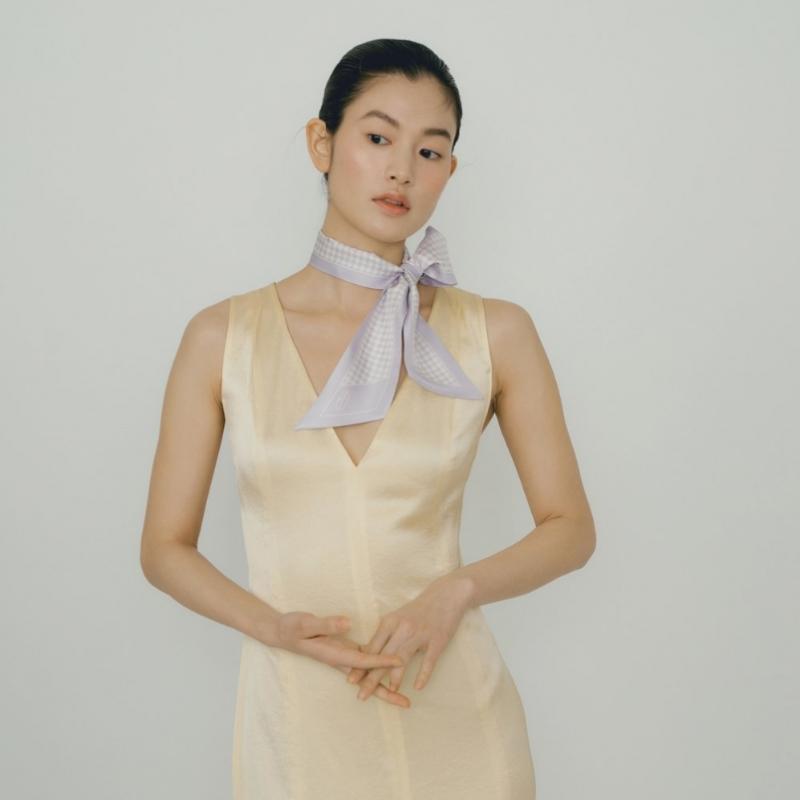 Avvina Pelle Long Twilly Silk Scarf   Houndstooth Lavender