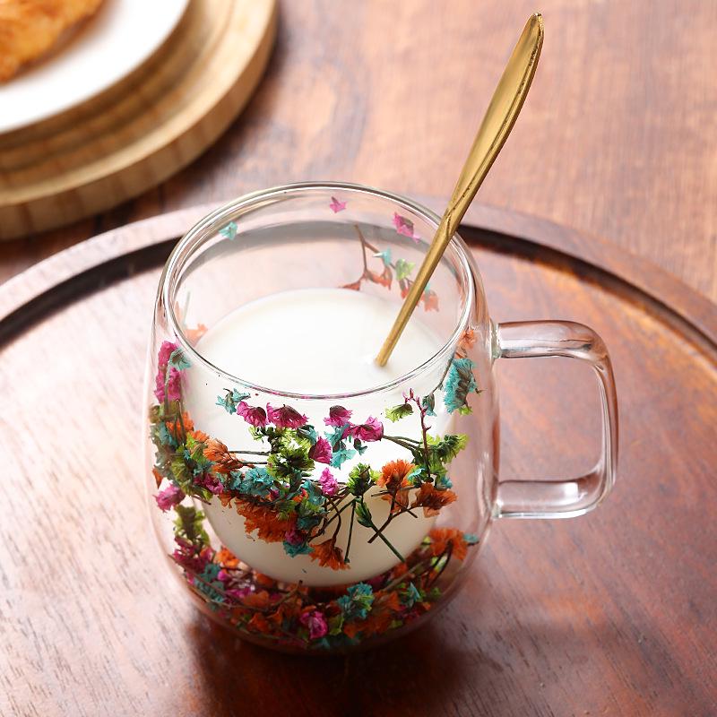 High-Value Double-Walled Glass Cup with Real Dried Flowers