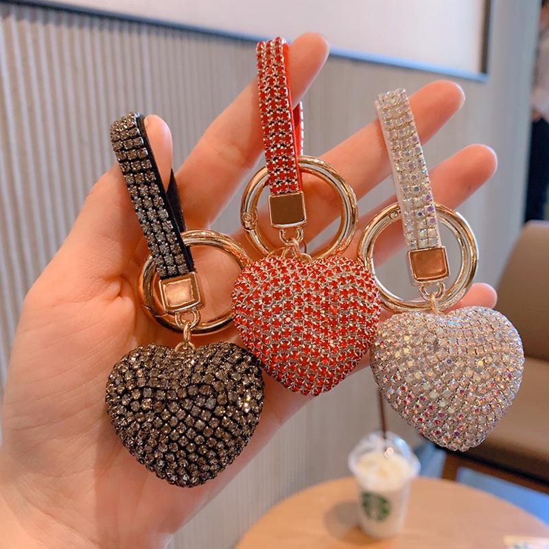 Cute Cartoon Rhinestone Heart Keychain with Claw Chain - Peach Heart Car Key Hanger