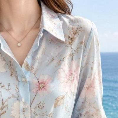 Elegantes Blumenmuster Langarm Revershemd Hellblau Moderne Eleganz Lässige Mode Damenbekleidung Vielseitiger Stil Bluse