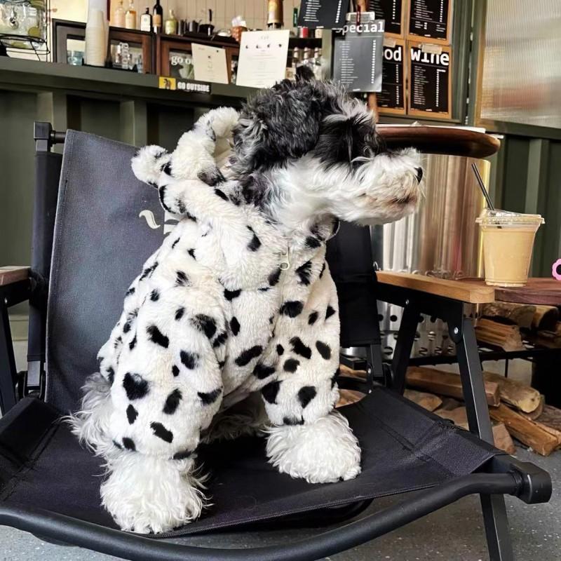 Warme Winter Hundejacke Kleine bis mittlere Rassen - Jacke mit Kapuze aus Kunstpelz Schnauzer Französische Bulldogge Bichon Teddy