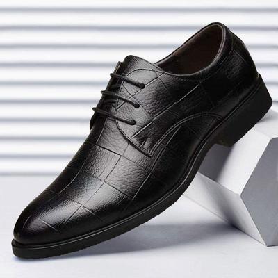 Klassischer Herren Lederschuh Herbst Herren Business Kleiderschuh Britischer Komfort Freizeit Gesellschaftsschuh Männlich Allmatch Hochzeitsschuhe