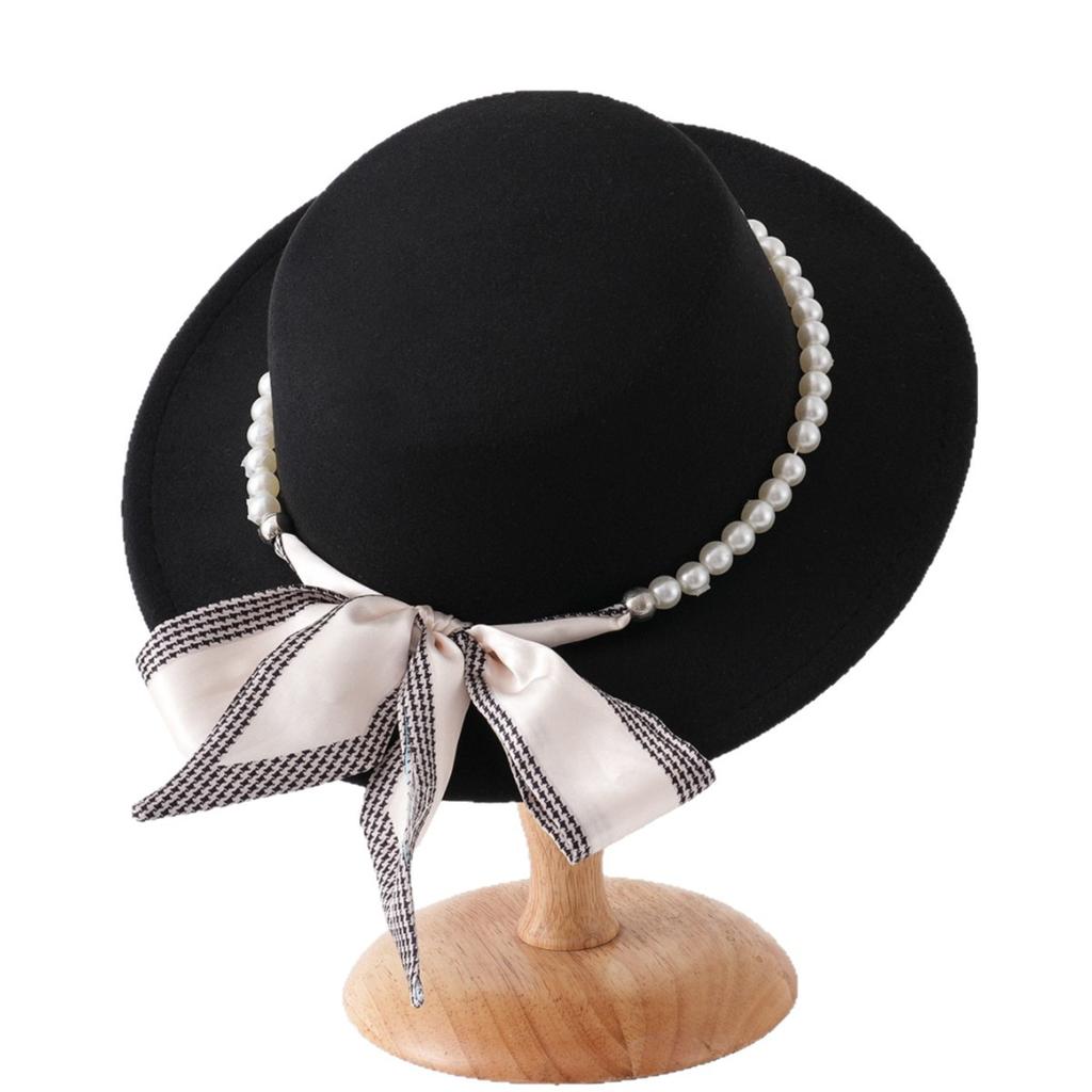 New French Light Luxury Pearl Bow Woolen Flat Top Top Hat Female British Celebrity Top Hat Hepburn Style