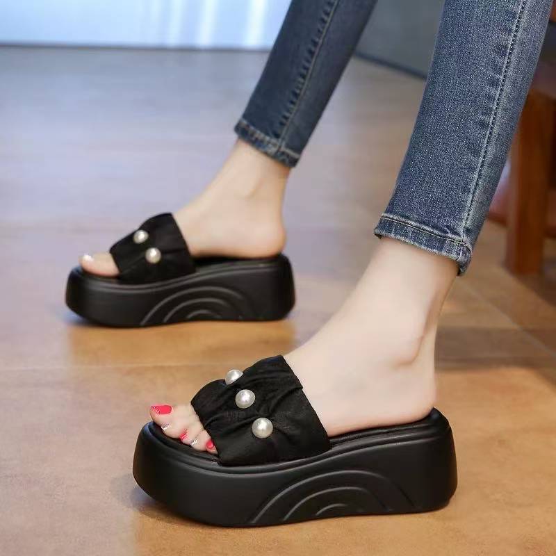 Mode Hauspantoffeln Plateauschuhe Slipers Damen Luxus Pantoletten Schiefer Weiblich Strand 2025 Designer Sabot Mode Hausschuhe Freizeitschuhe S