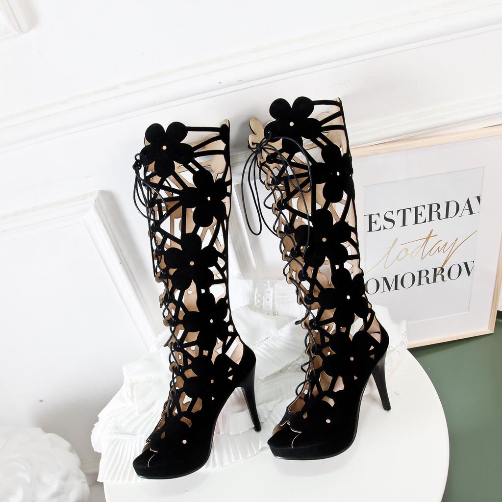 Stivali cool da donna con tacco alto primavera ed estate nuovi sexy stile europeo e americano impermeabili tavola tacco sottile taglia grande stivali cool traforati