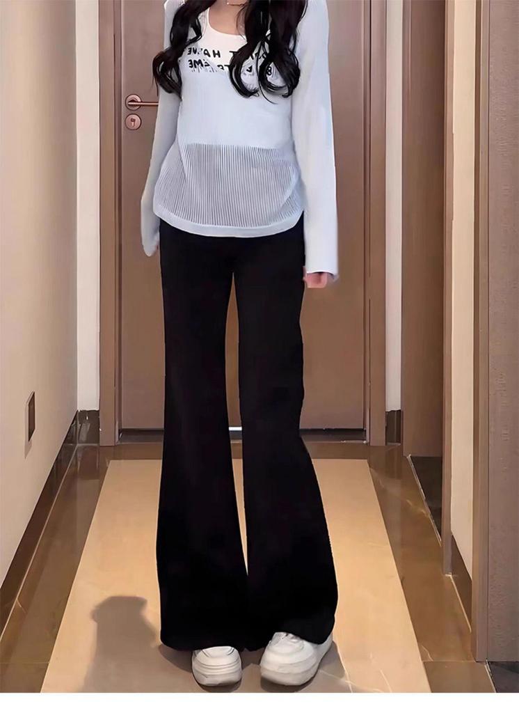 Damen Jeans in Übergröße, Schwarz, Stretch, Micro Flare, High-Waist - Frühling/Herbst, Schlankmachende gerade Beine, Trompetenhose