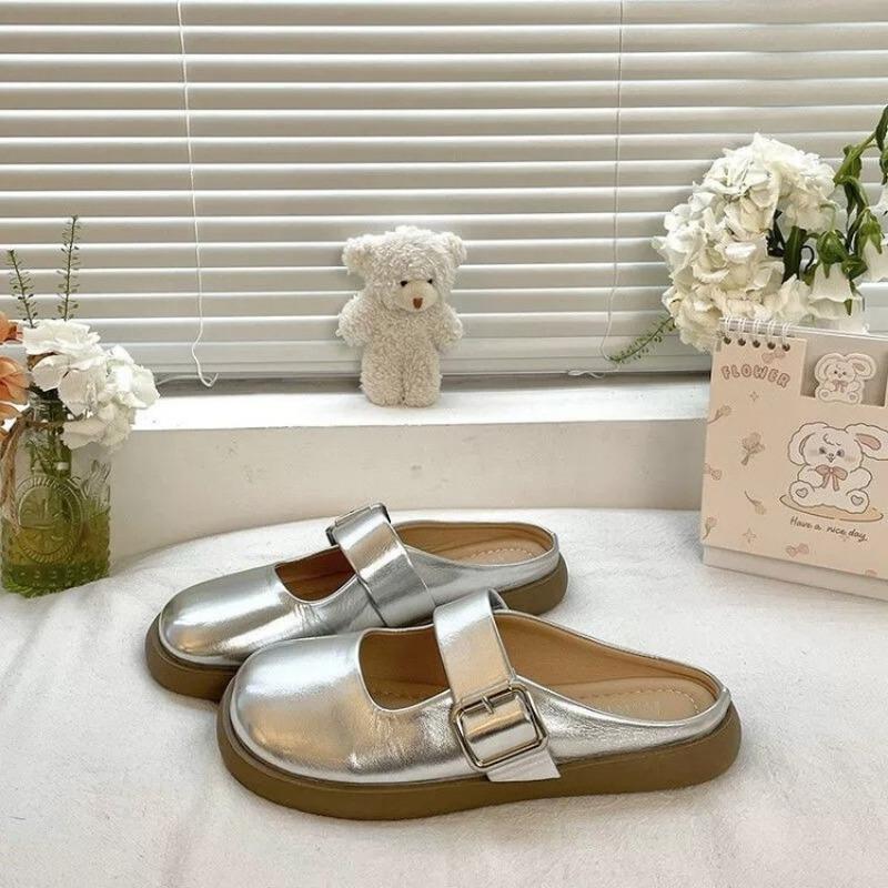 

Баотоу полутапочки женская обувь новая летняя носка с юбкой круглый носок одинарные туфли сандалии для беременных женщин на одном педале с полуподдержкой 40 серебряный