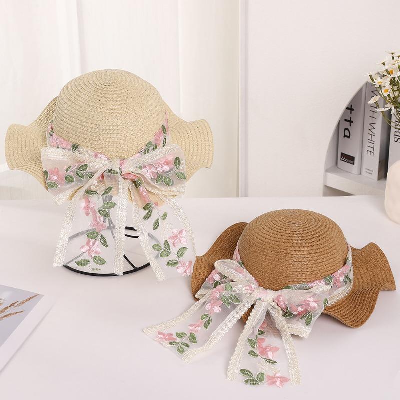 Hot Sale Flower Lace Ribbon Sun Hat Seaside Vacation Bow Sun Hat Wave Edge Stylish Straw Hat