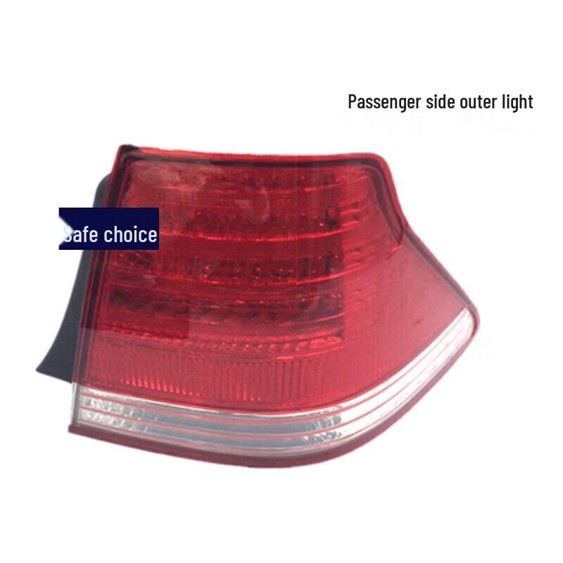 Fits 2005-2018 Toyota 12th Gen Crown: Rear Taillight Cover Assembly 2005-2009 Inner Taillight, Standard Quality Left
