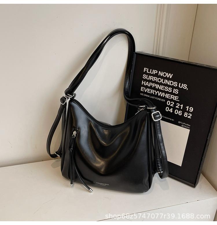 New women's bag PU fashionable large capacity multi-zipper design one-shoulder crossbody bag simple and versatile casual backpack