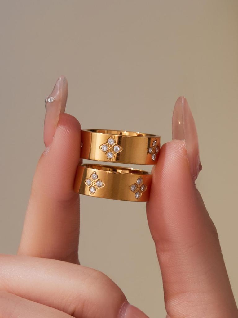 18K Gold-Plated Stainless Steel Prong-Set Plum Blossom CZ Ring - Simple, Non-Fading Fashion Jewelry