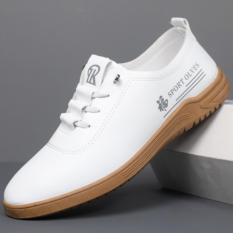 Spring new men's shoes fashionable versatile casual leather shoes soft sole soft surface lazy driving shoes