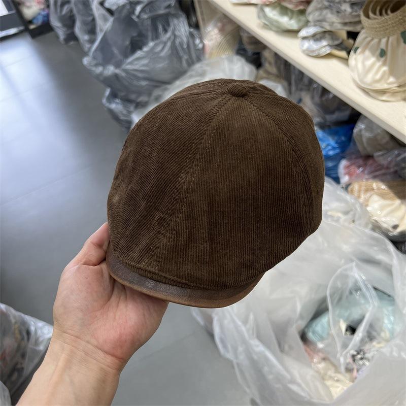 

Новый британский ретро берет с утиным язычком женский универсальный для маленького лица восьмиугольная шляпа мужская вельветовая кепка газетчика шляпа художника M（56-58cm） темно-коричневого