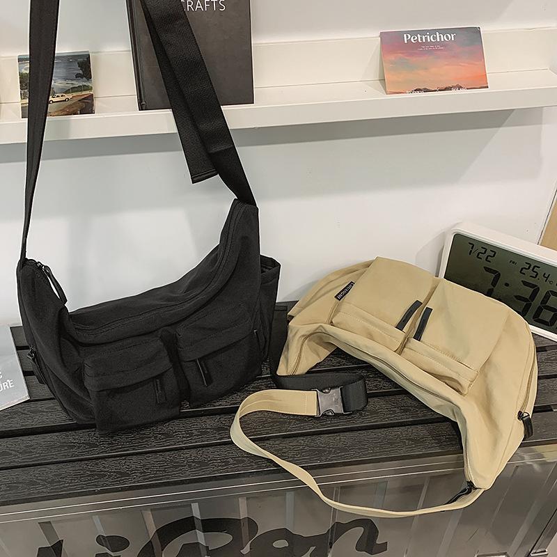 Nylon solid color tooling locomotive men's and women's satchel, new large-capacity double-pocket shoulder messenger bag