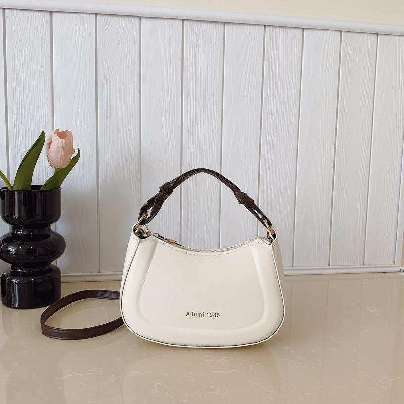 

Summer new commuter beautiful fashion simple pendant personalized retro shoulder handbag