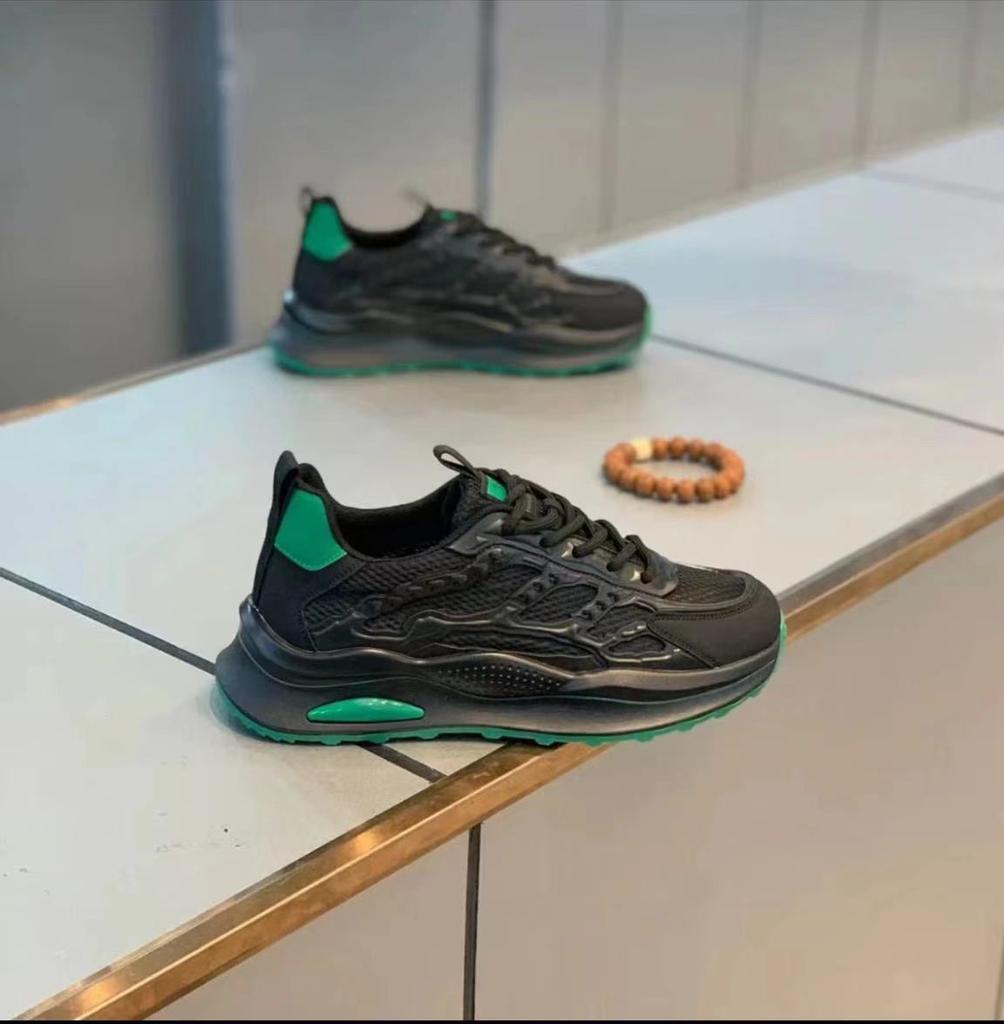 Mecha sports year new mesh breathable comfortable casual dad qs