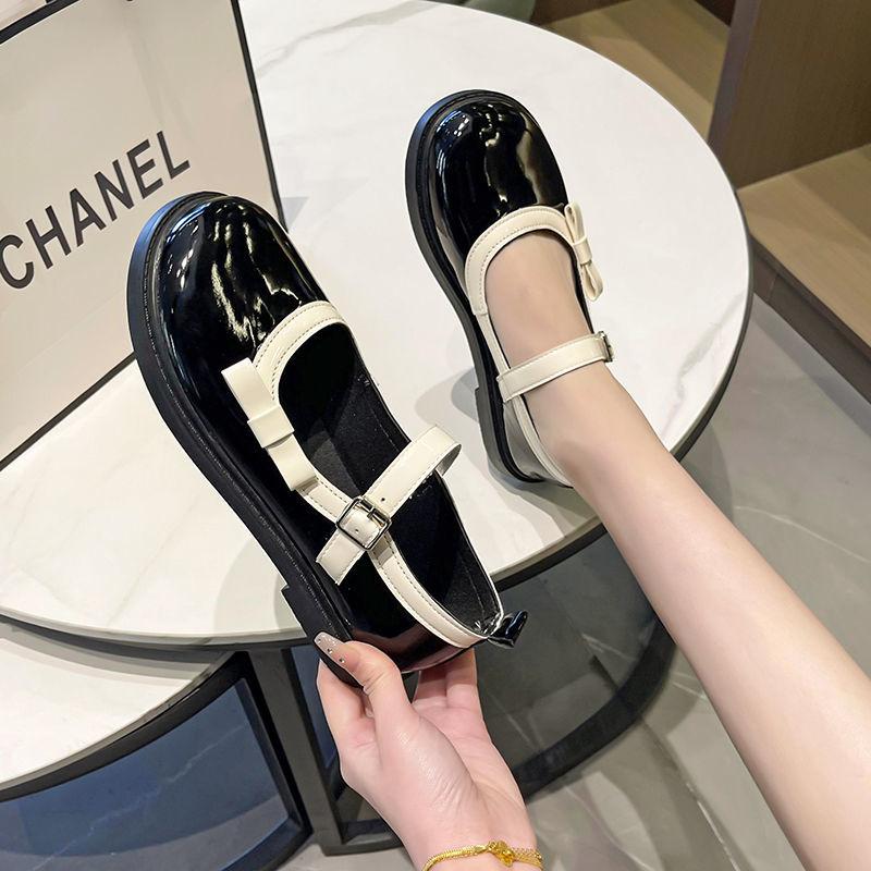 Fashion Woman Flats Japanese Style Lolita Cute White Mary Jane Gothic with Bow Shoes for Women Kawaii On Sale Elegant and Fashionable L