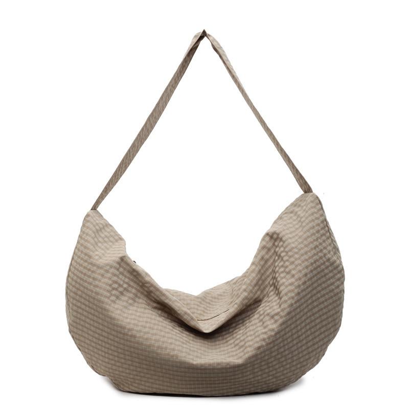 Summer Style Large Capacity Nylon Tote Bag With Zipper Closure For Daily Use