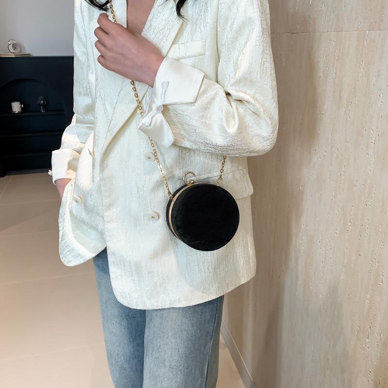 Jednoduchá večeře taška Nová řetízková dámská taška Textura Lehká luxusní crossbody taška Kulatá kabelka Módní taška přes rameno