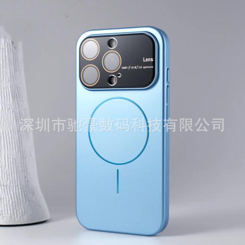 Large window and thin ring magnetic attraction, suitable for iPhone17promax matte mobile phone case, Apple 16 lens all-inclusive PC case.
