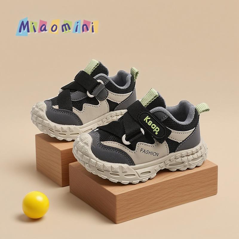 

New autumn children s sports shoes, mesh boys running shoes, non-slip soft-soled girls sports shoes, dad shoes 22-26Take a photo with on чёрный