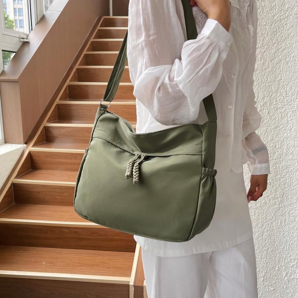 Urban Minimalist Bag With Durable Polyester Material For Daily Use