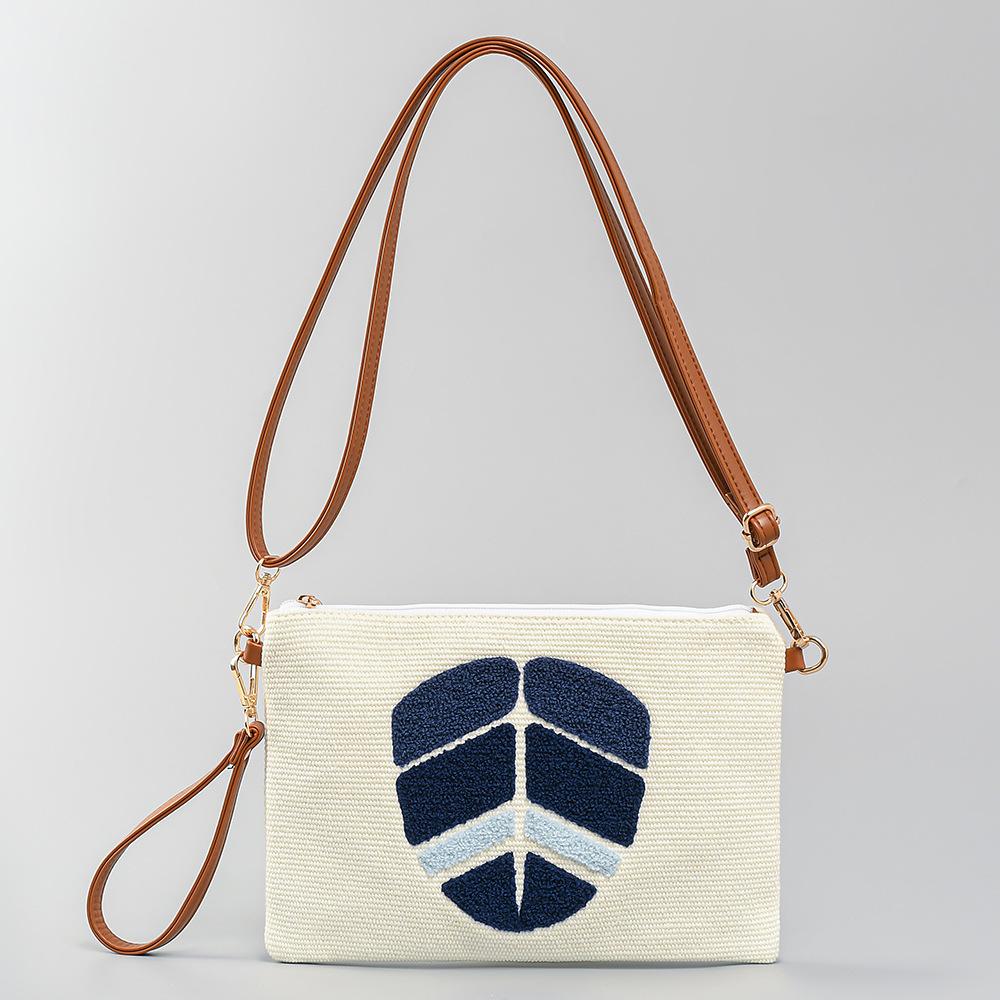 

2025 New Women s Casual Vacation Single Shoulder Bag Towel Embroidery Canvas Handbags Lady Trendy Clutch Bag Crossbody Bag