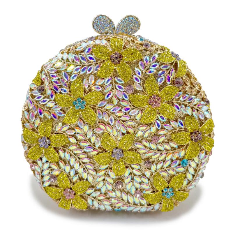 

2025new clutch bag round flower point diamond dinner bag metal diamond bag handbag He is a 17.