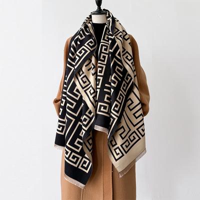 Accessoires – Sjaals en hoofddoeken