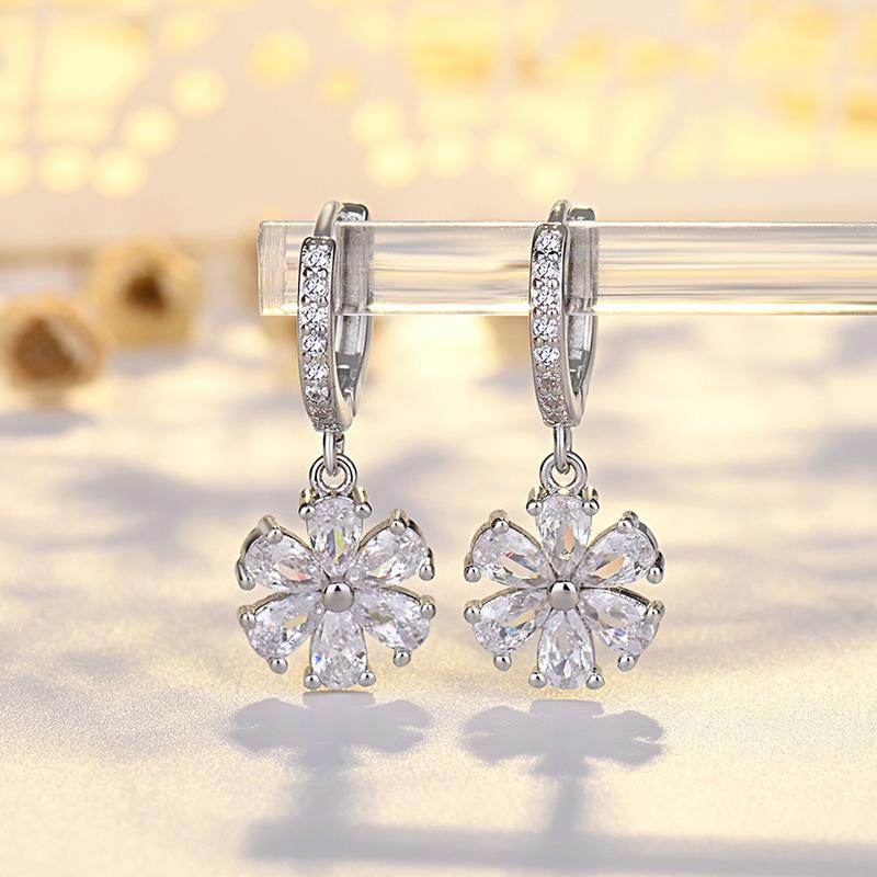 New 925 Sterling Silver High Quality Zircon Stud Earrings for Women Exquisite Student Girlfriend Jewelry Accessories Wedding