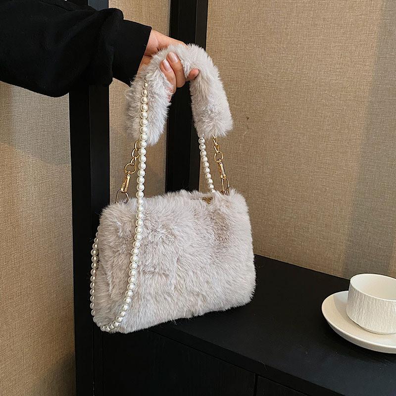 IELGY Plush Bag Autumn Winter Pearl Chain Crossbody Bag