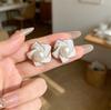 Elegant White Flower Shell Earrings Women's Temperament Niche Design Pearl Stud Earrings for Female Wedding Party Jewelry Gifts
