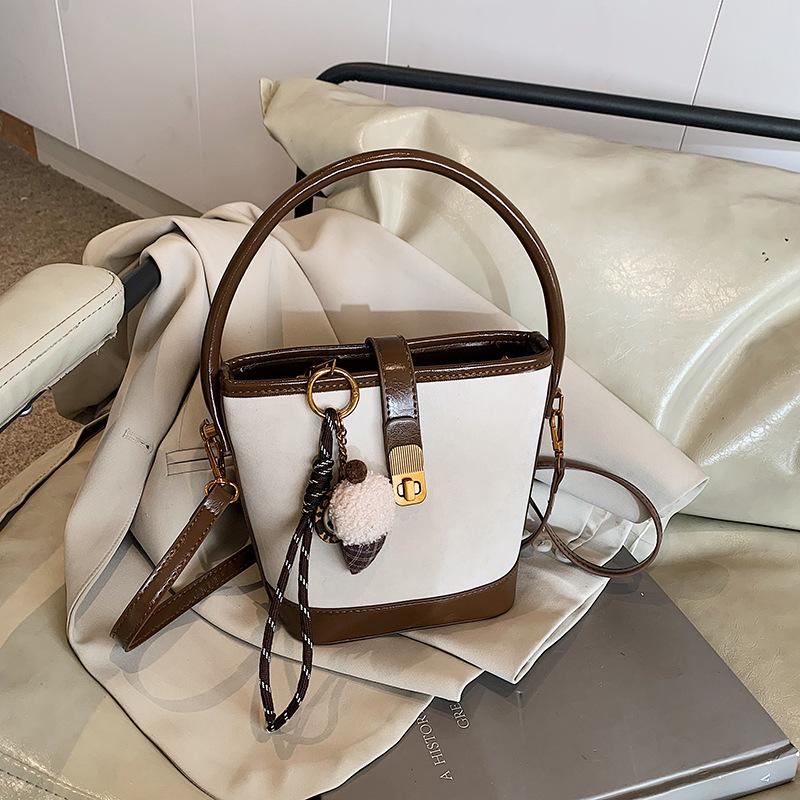 Premium Contrasting Color Handbag Women's 2025 Winter New Fashion Simple Bucket Bag Niche Messenger Shoulder Bag