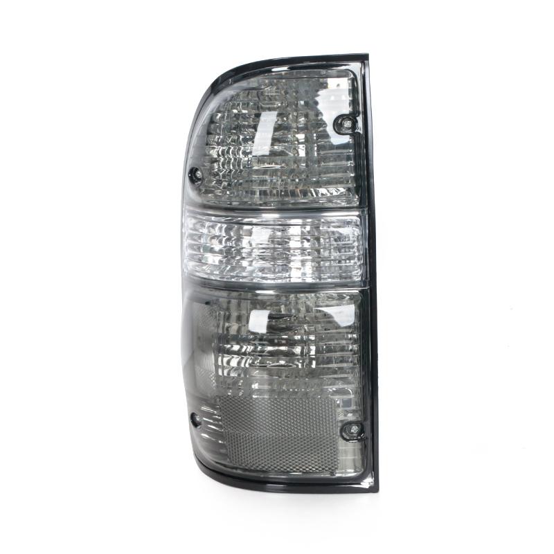 

81550-04060 81560-04060 Car Rear Tail Light Brake Lamp With Bulb For Toyota Tacoma Truck 2001 2002 2003 2004